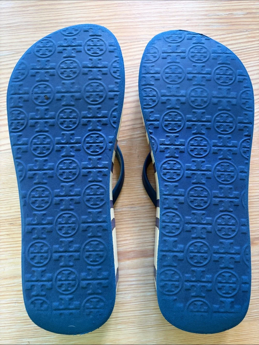 Tory Burch women’s flip
